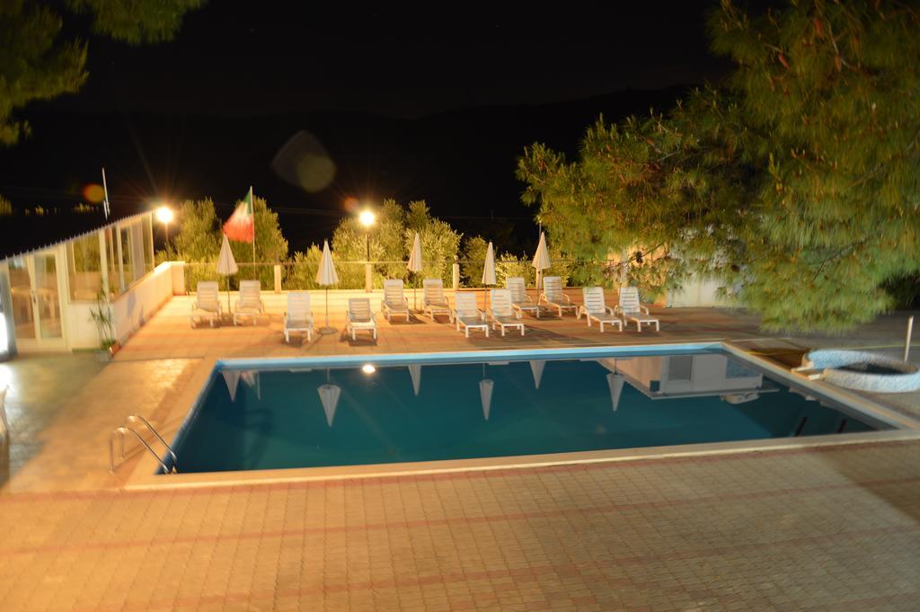 Residence San Luca Весте Екстериор снимка